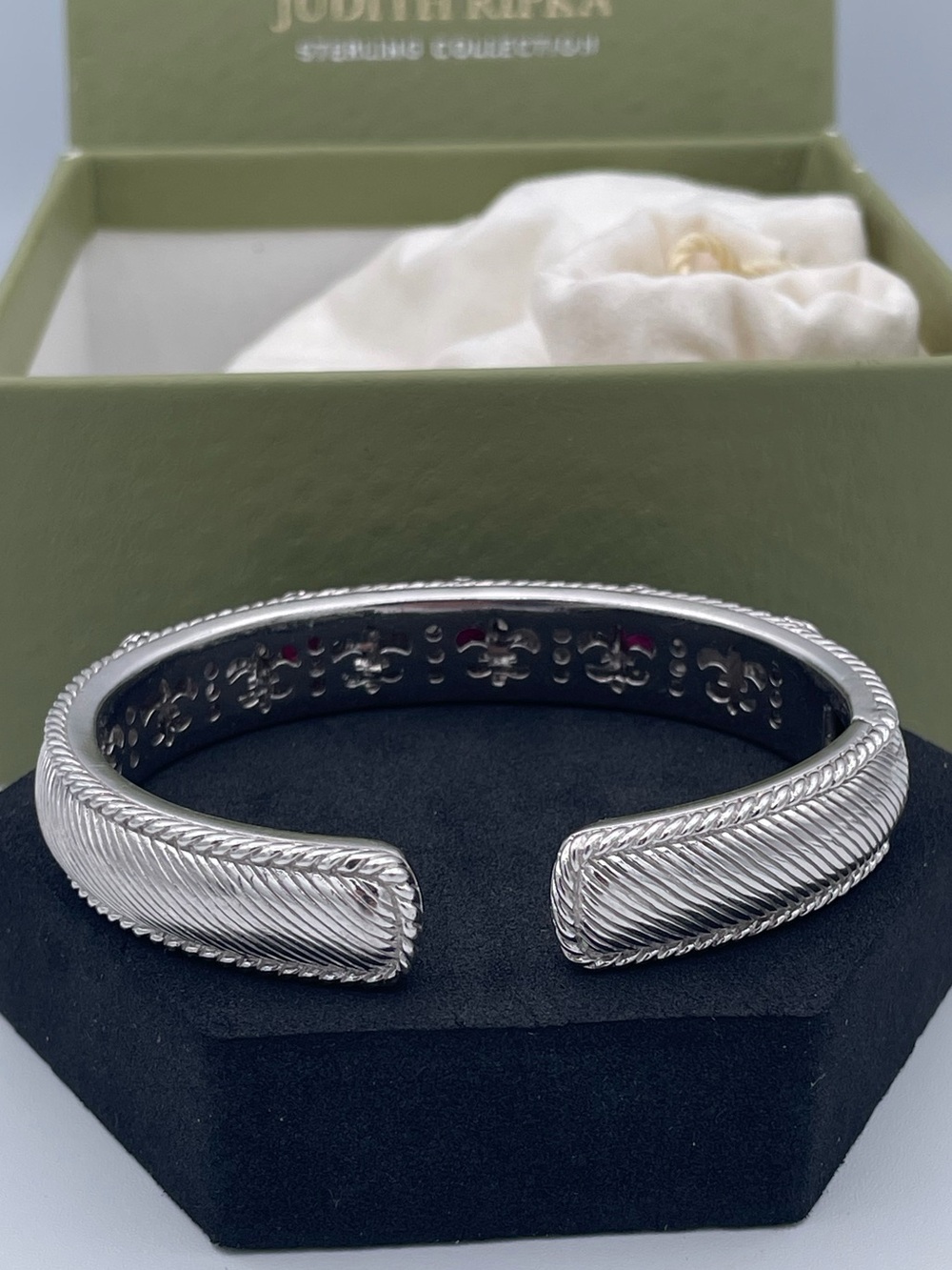 Judith Ripka Sterling Silver Ruby Cuff Bracelet Thailand QVC Era Heavy 56.4g - Picture 4 of 11